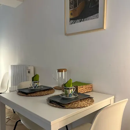 In Alfama For Two Hébergement de vacances *